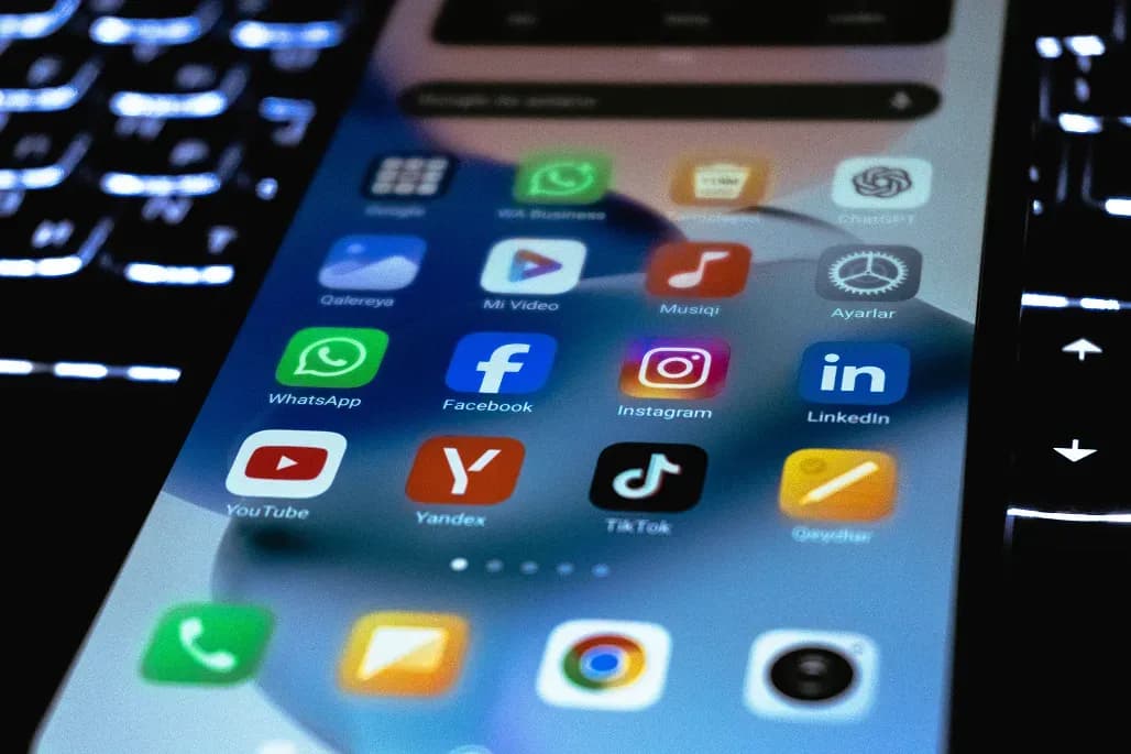 How to Acquire Customers Online in 2026? A Complete Digital Marketing Strategy Guide